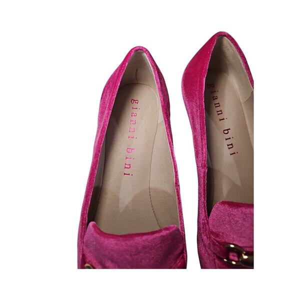 Gianni Bini Macen Two Bit Buckle Velvet Loafers Pink Size 8 NWOB - Picture 6 of 7